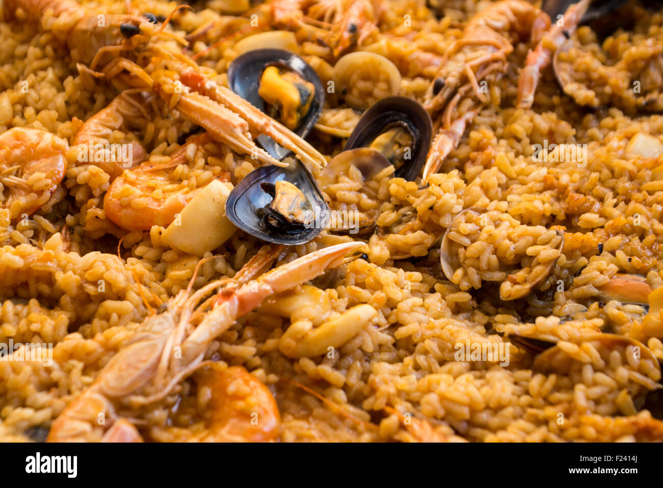Tipico spagnolo paella di frutti di mare Foto Stock