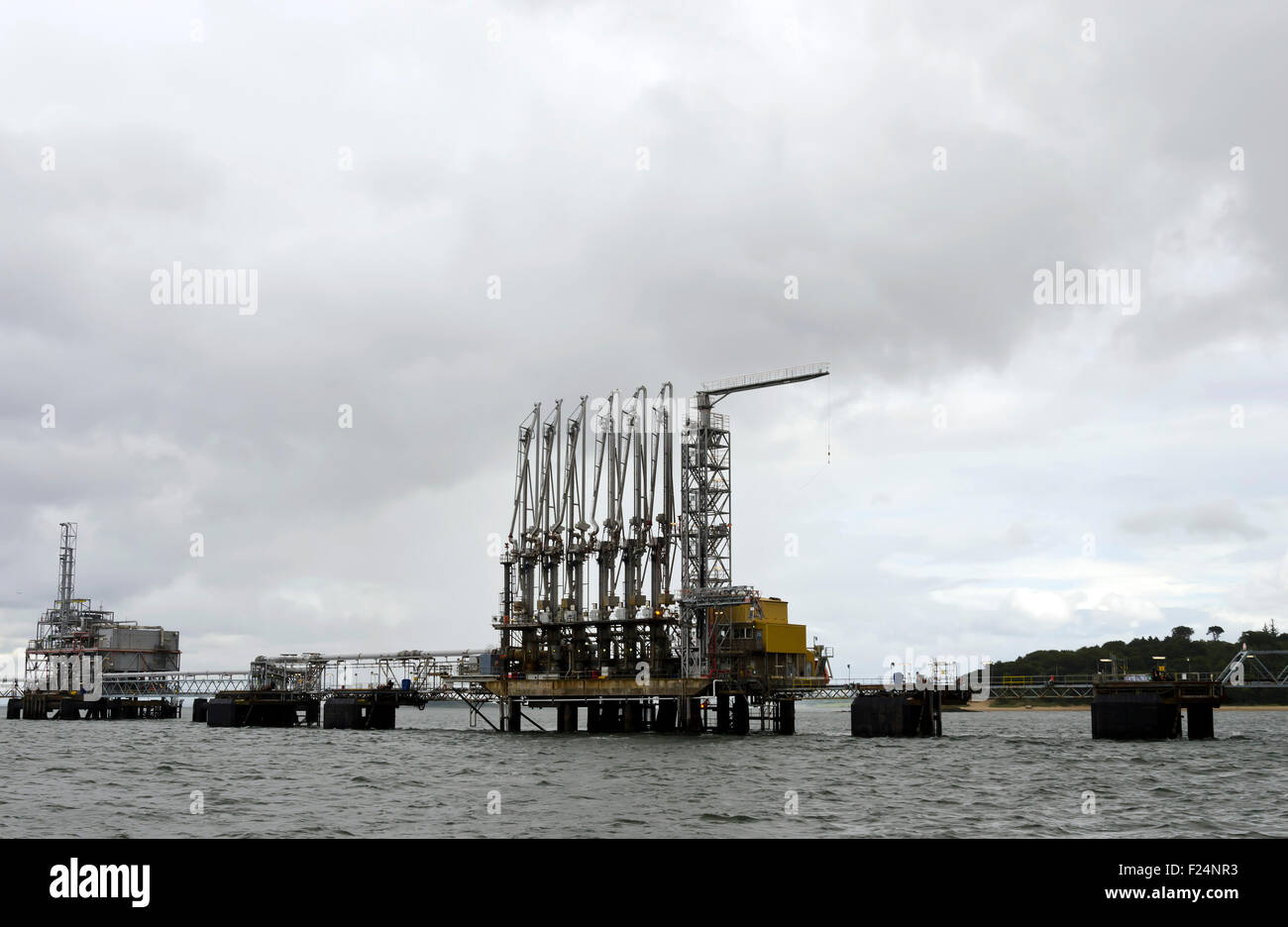 Il Segugio del punto terminale di cisterna nel Firth of Forth vicino a South Queensferry, a est della Scozia centrale. Foto Stock