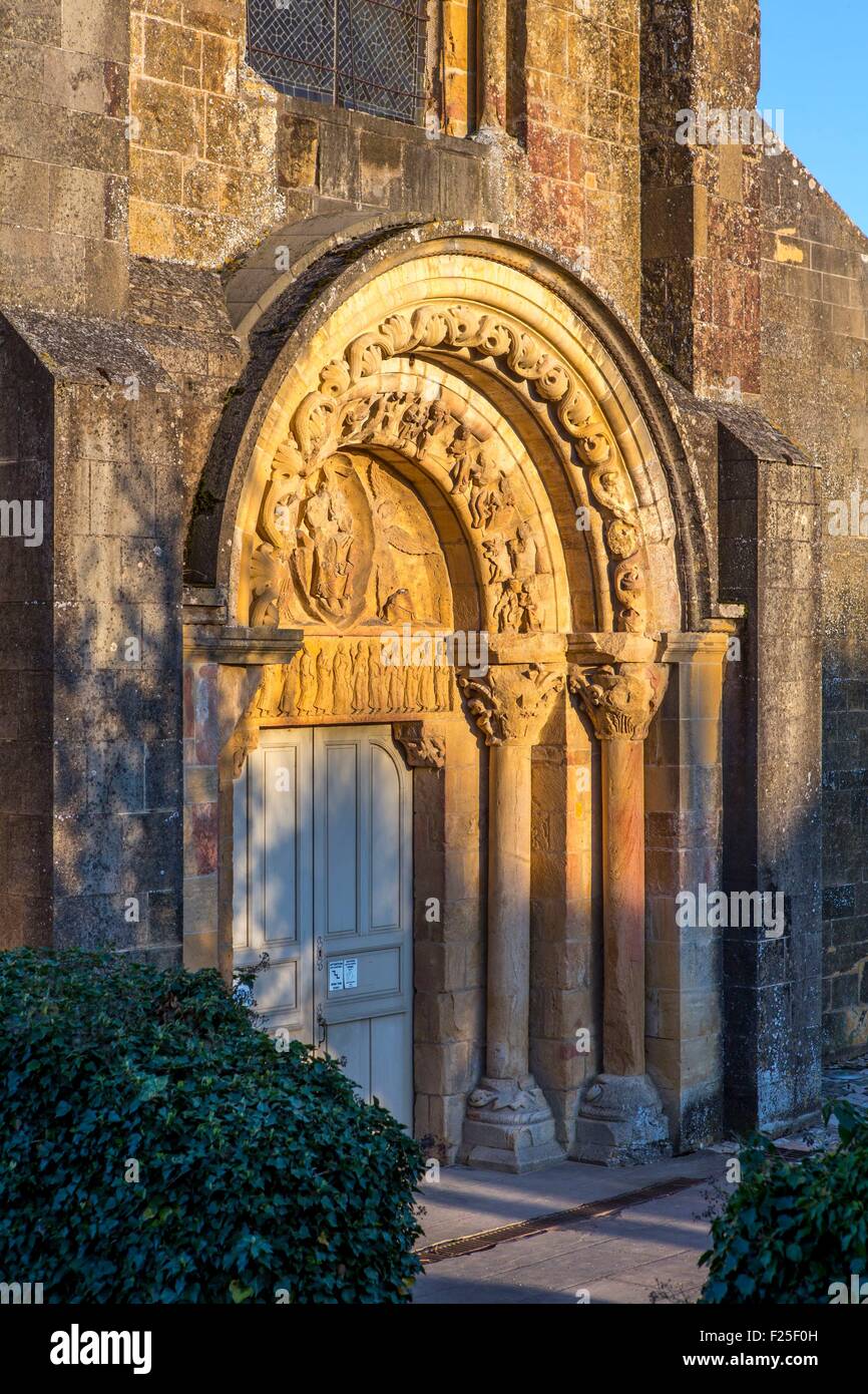 Francia, Saône et Loire, Anzy le Duc, chiesa di Notre Dame de l'Assomption, Brionnais Foto Stock