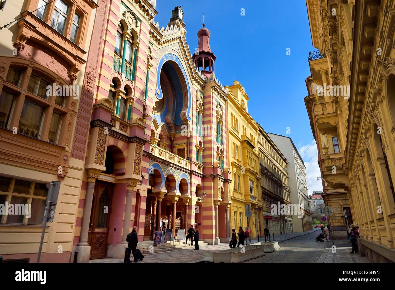 Repubblica Ceca, Praga Nove Mesto, Giubileo sinagoga o Sinagoga di Gerusalemme progettato in stile mozarabico Foto Stock
