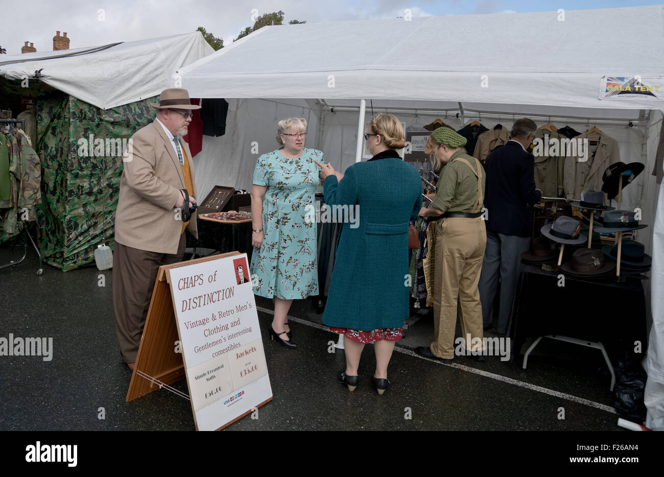Stoke Bruerne, Northamptonshire, Regno Unito. Villaggio in guerra 1940 rievocazione. Credito: Scott Carruthers/Alamy Live News Foto Stock
