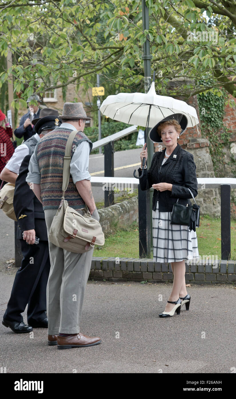Stoke Bruerne, Northamptonshire, Regno Unito. 12 Settembre, 2015. Villaggio in guerra 1940 rievocazione. Credito: Scott Carruthers/Alamy Live News Foto Stock