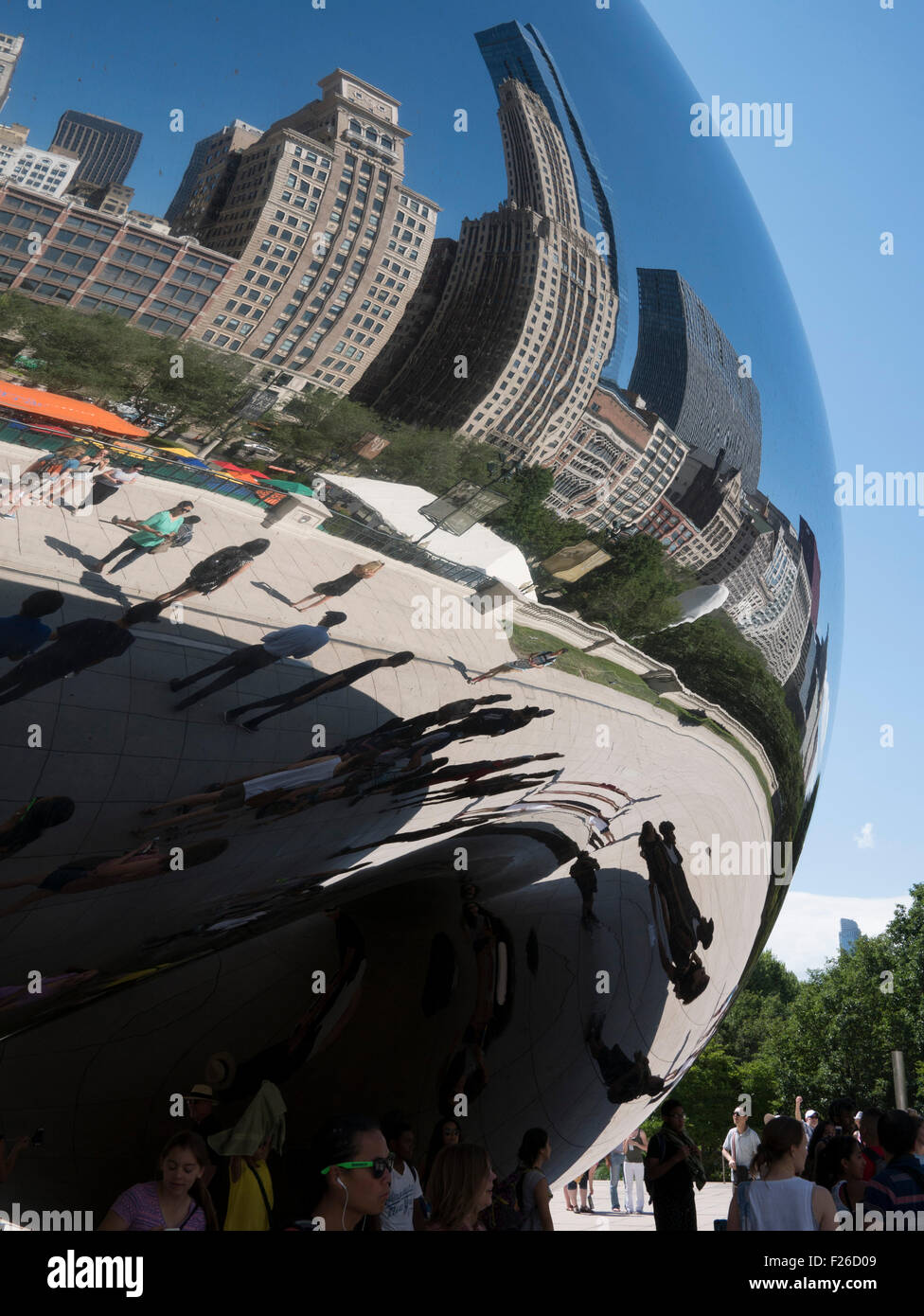 AT&T Plaza e il Cloud Gate, il Millennium Park Situato nel Loop area comunitaria di Chicago in Illinois, USA. Foto Stock