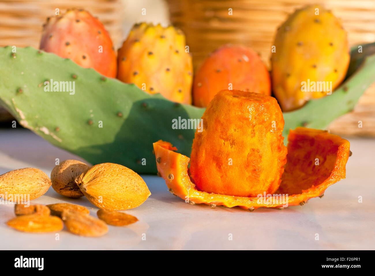 Siciliano fresco pelato ficodindia Foto Stock