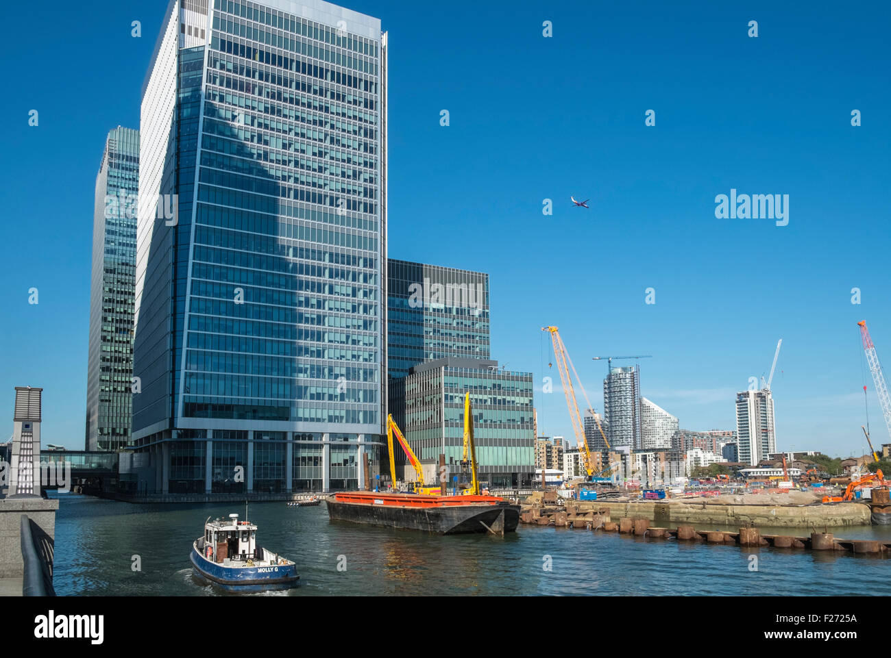 Lavori di costruzione e Canary Wharf il quartiere finanziario di Londra, Inghilterra REGNO UNITO Foto Stock