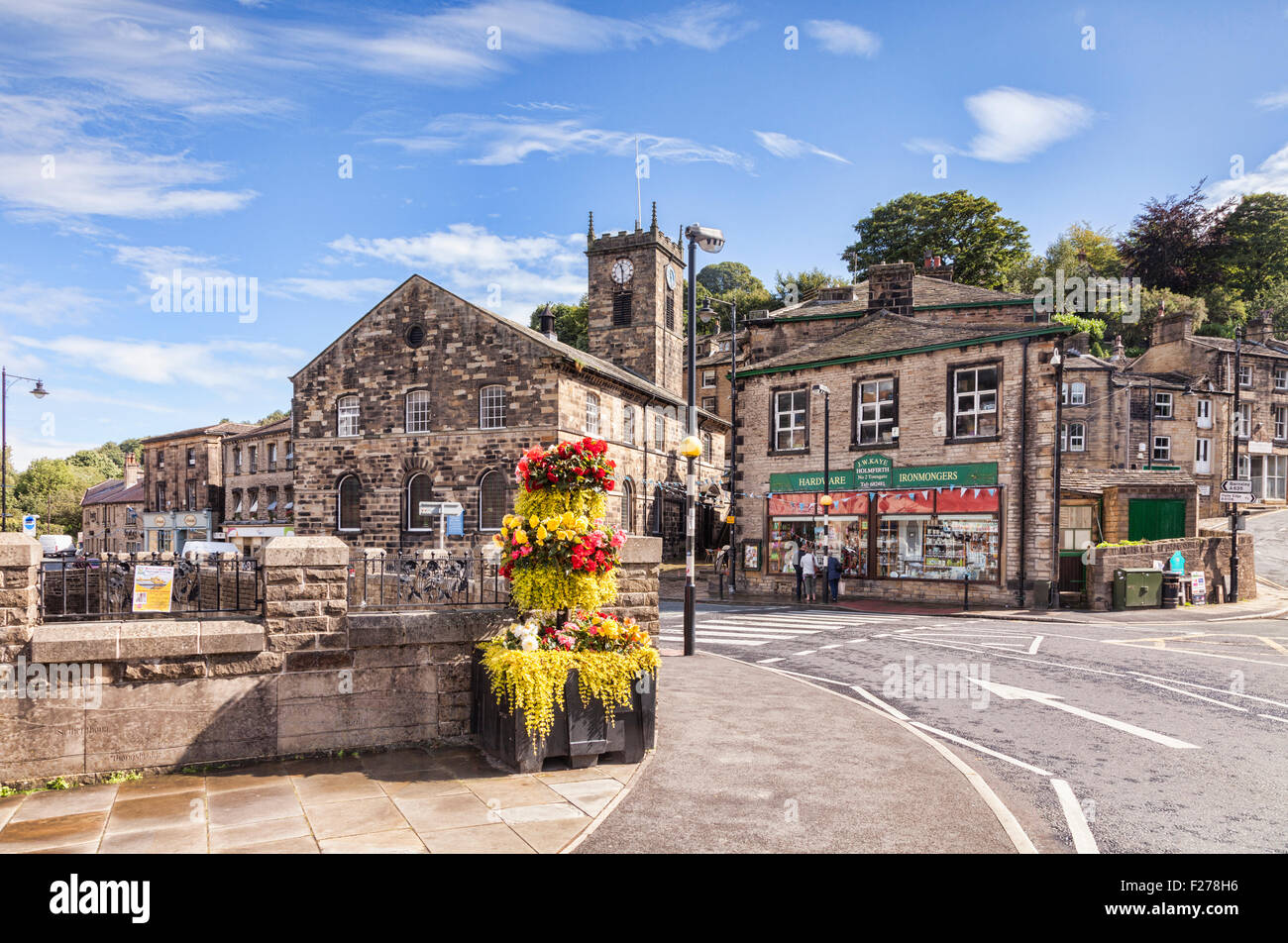 Resa famosa dalla televisione serie di commedia ultimo del vino estivo, il West Yorkshire villaggio di Sheffield, England, Regno Unito Foto Stock