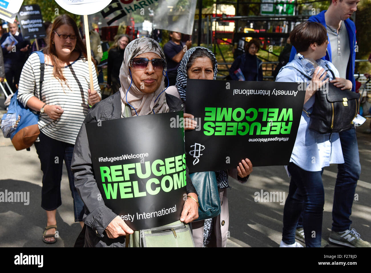 Una dimostrazione a sostegno dei rifugiati e dei migranti a Londra. Foto Stock