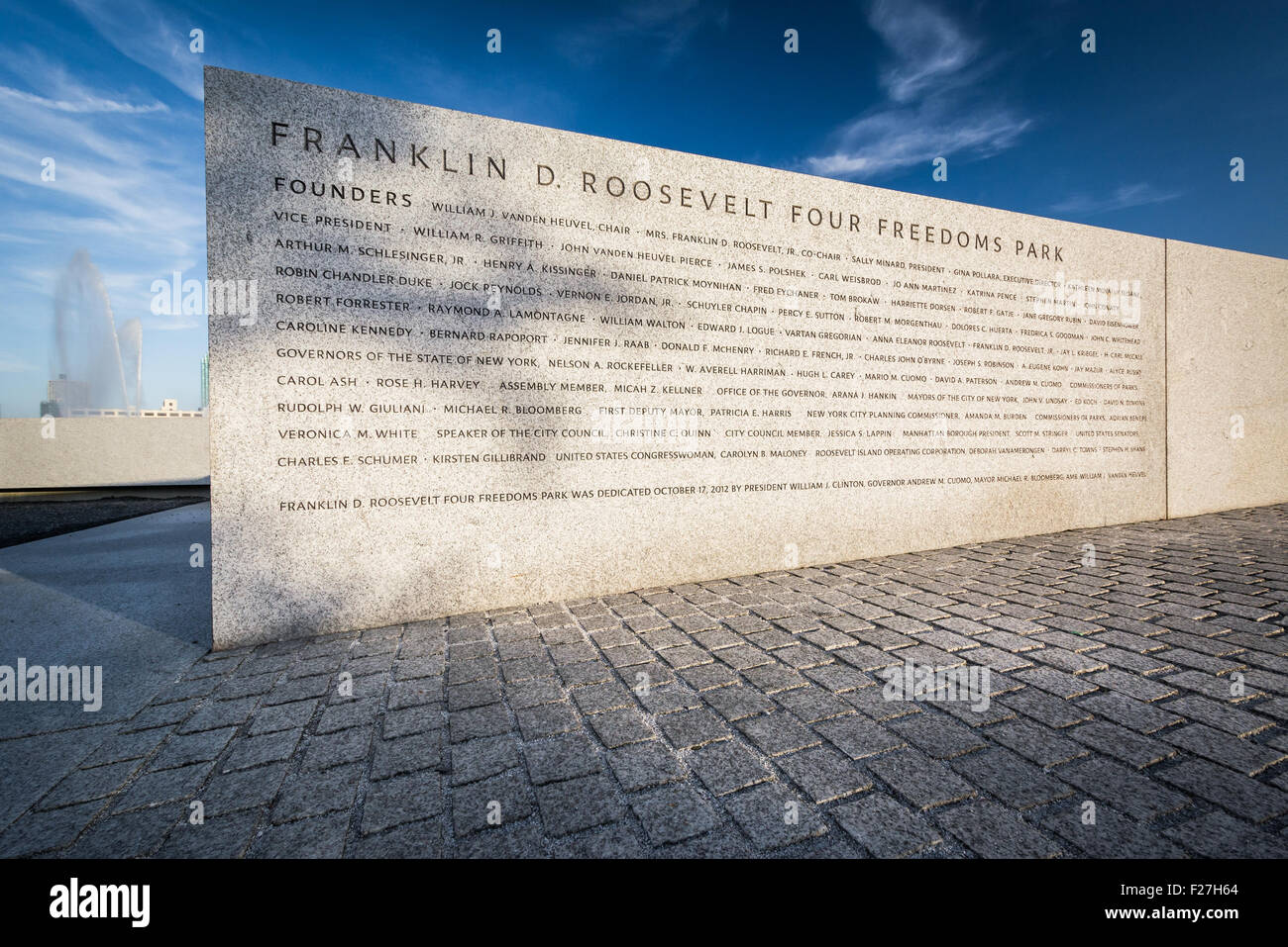 Parete di fondatori di Franklin D. Roosevelt quattro libertà Parco sulla isola di Roosevelt, Manhattan, New York. Foto Stock
