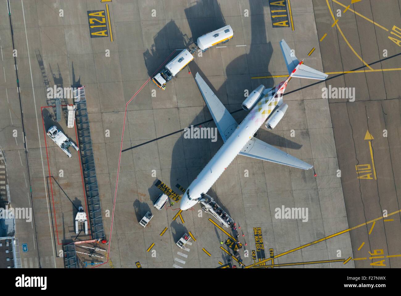 Francia, Bas Rhin (67), Strasburgo, aeroporto Strasbourg-Enztheim, Boeing 717 da spagnolo low cost airnile Volotea su asfalto Foto Stock