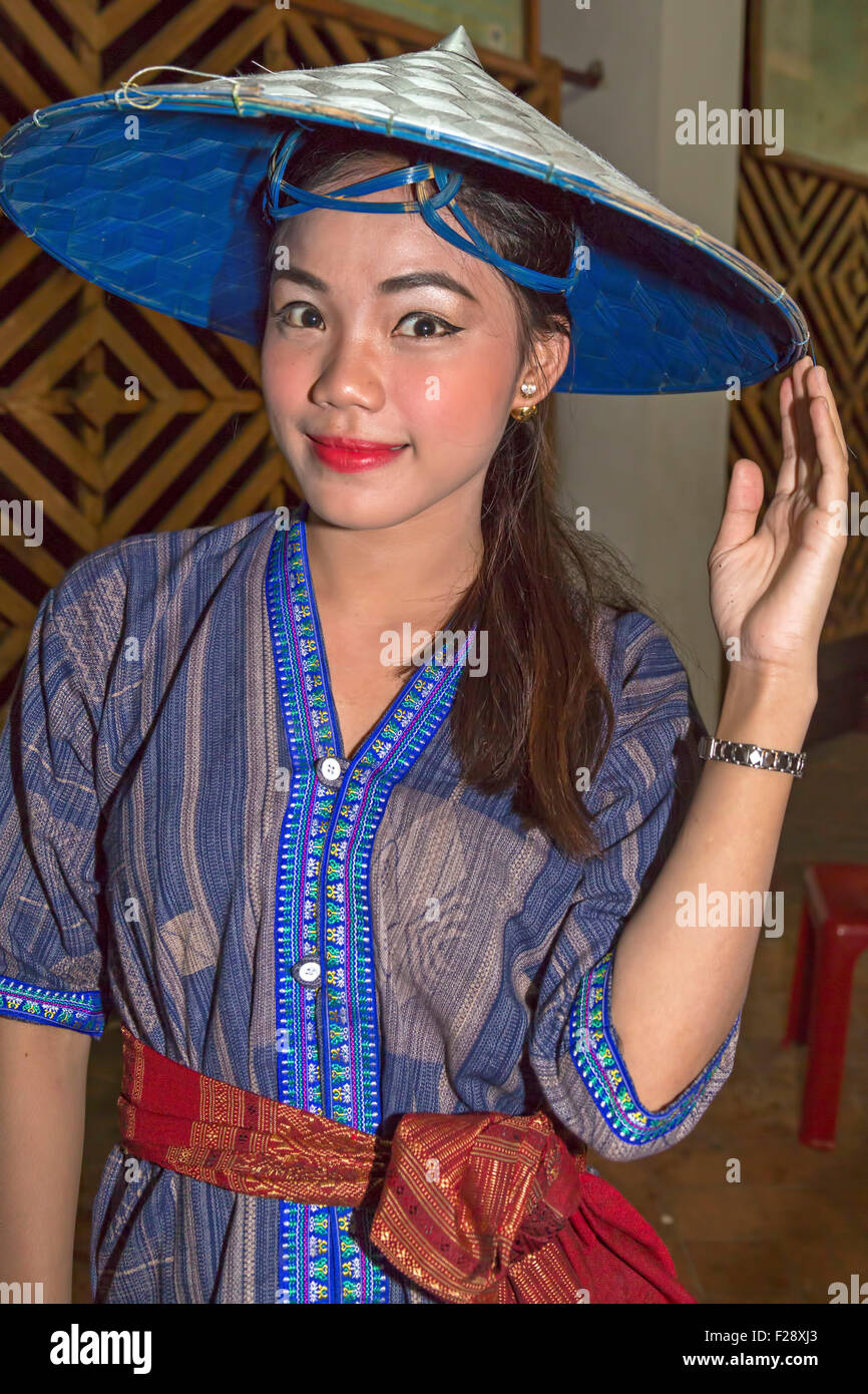 Ballerino alla cultura mostra, Luang Prabang, Laos Foto Stock