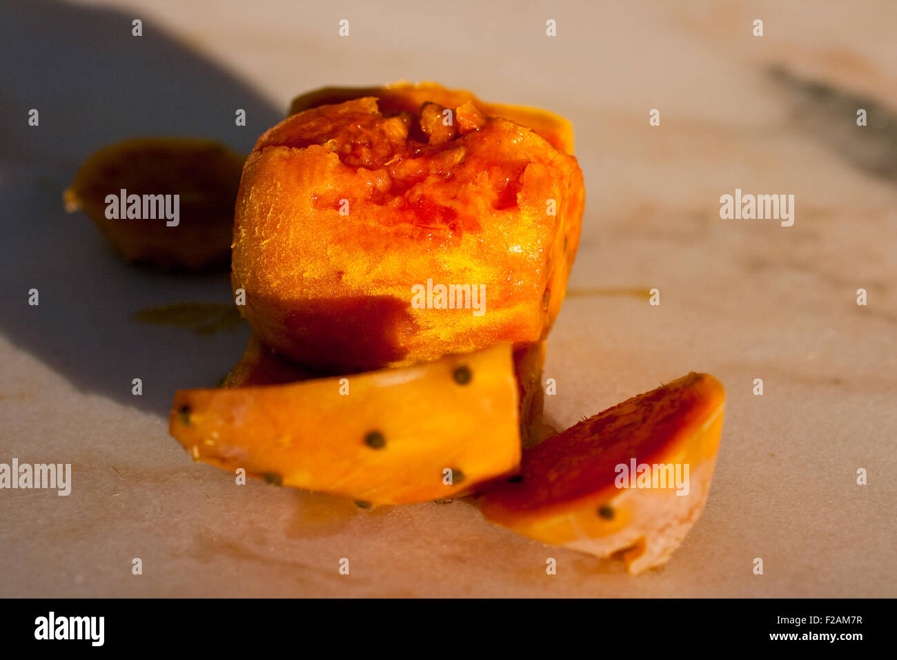 Siciliano fresco pelato ficodindia Foto Stock