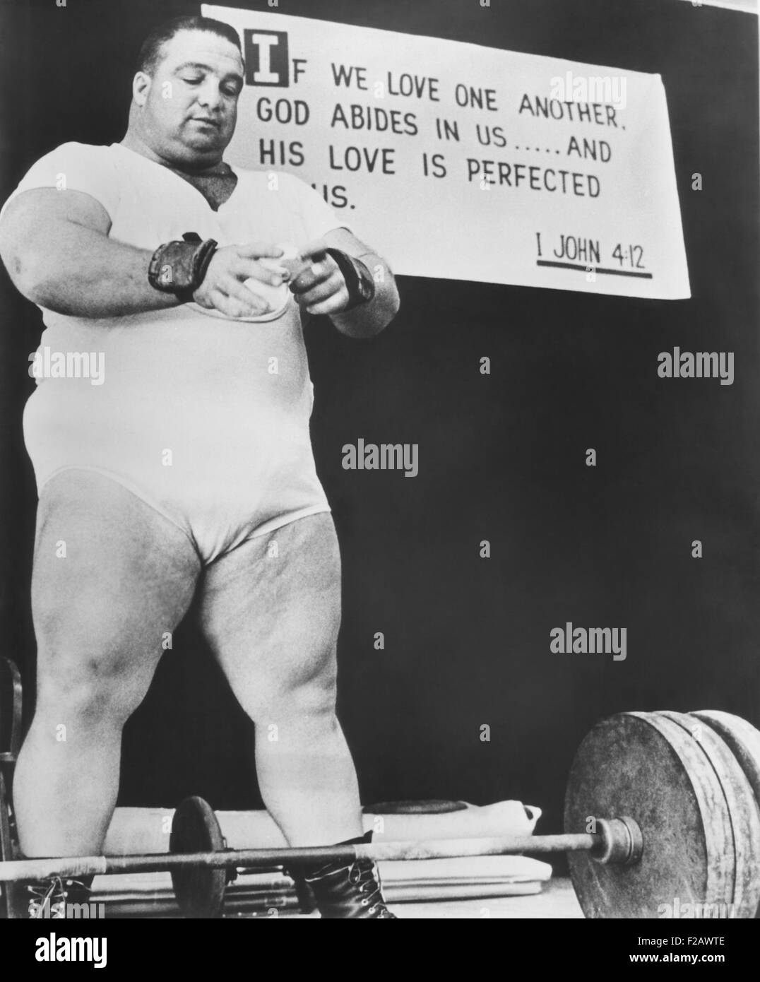 Paul Anderson, eseguita in corrispondenza di sollevamento di peso e la forza di mostre. Egli ha dato il suo stato di dilettante da accettare denaro per questi Foto Stock