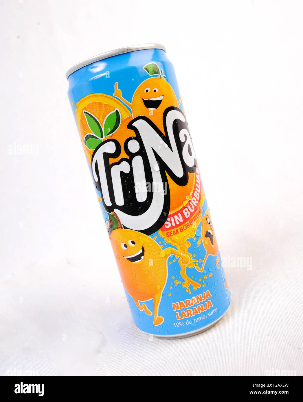 Bevanda rinfrescante senza bolle Trina-bebida refrescante peccato Trina di gas Foto Stock