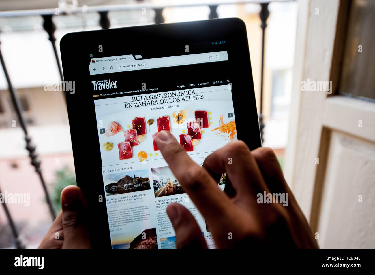 On-line luxury travel magazine Traveler- Revista de viajes luja en linea Traveler Foto Stock