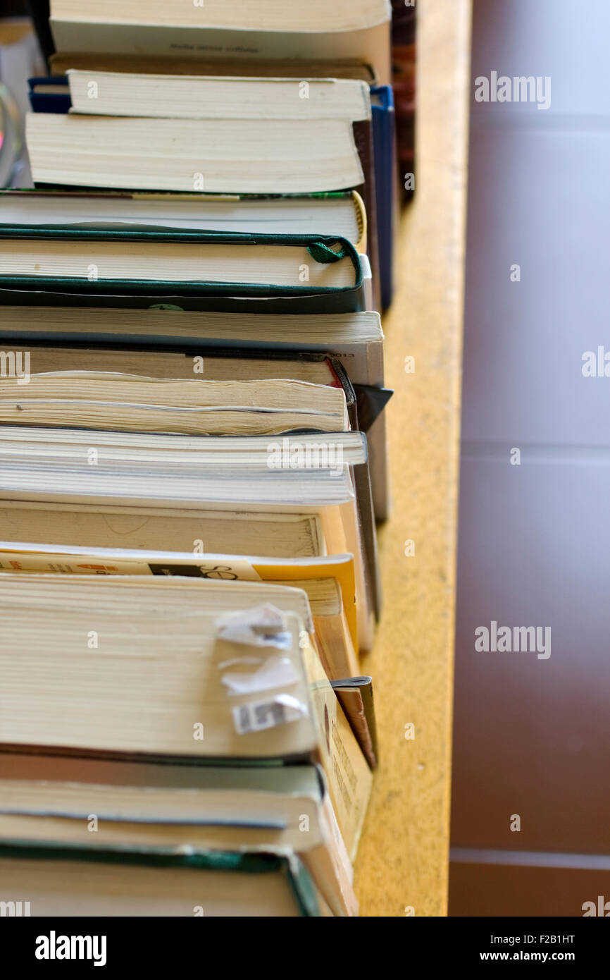 Un sacco di libri vari Foto Stock