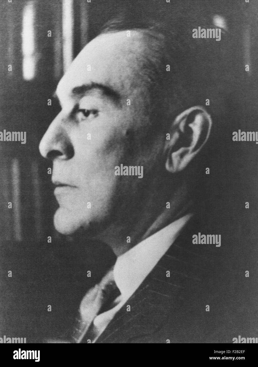 Ring Lardner, (Ringgold Wilmer Lardner) ca. 1926. Egli era un American sports columnist e breve storia scrittore. Con George Kaufman ha co-scritto la commedia comica, giugno luna, basato sull'Lardner breve storia 'Some come loro freddo". Il gioco è stato trasformato in un film nel 1931. La Paramount Pictures ha prodotto un 1937 versione chiamata bionda guai. (CSU 2015 7 374) Foto Stock