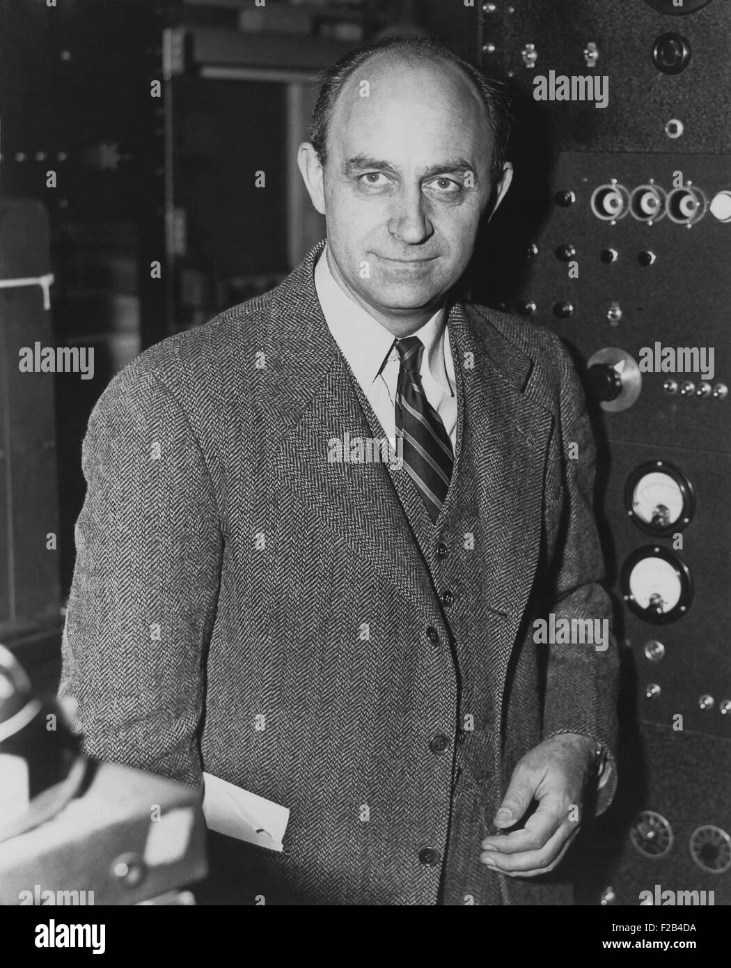 Enrico Fermi, italiano nato il fisico, ricevuto il 1938 Premio Nobel in fisica. Nello stesso anno, Fermi lasciò l'Italia per sfuggire alla new Italian leggi razziali che ha colpito la sua moglie ebrea. - (BSLOC 2015 1 73) Foto Stock
