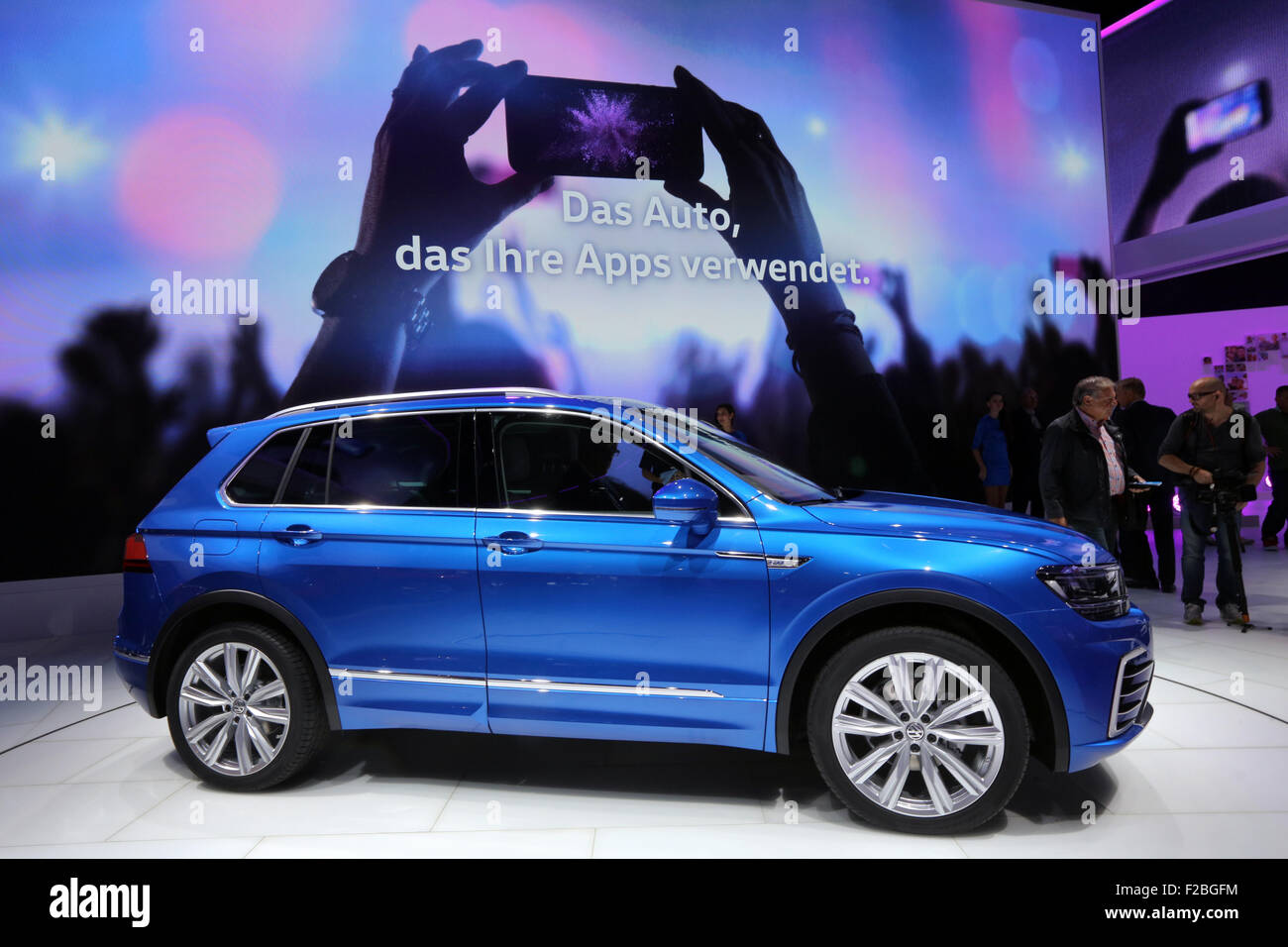 Nuova VW Volkswagen Touran al sessantesimo International Motor Show IAA 2015 (Internationale Automobil Ausstellung, IAA) di Francoforte sul Meno, Germania Foto Stock