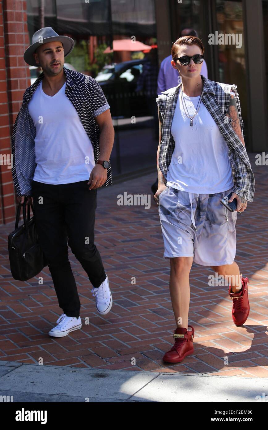 Ruby Rose Langenheim visite di un centro medico di Beverly Hills offre: Ruby Rose Langenheim, Ruby Rose dove: Los Angeles, California, Stati Uniti quando: 15 Lug 2015 Foto Stock