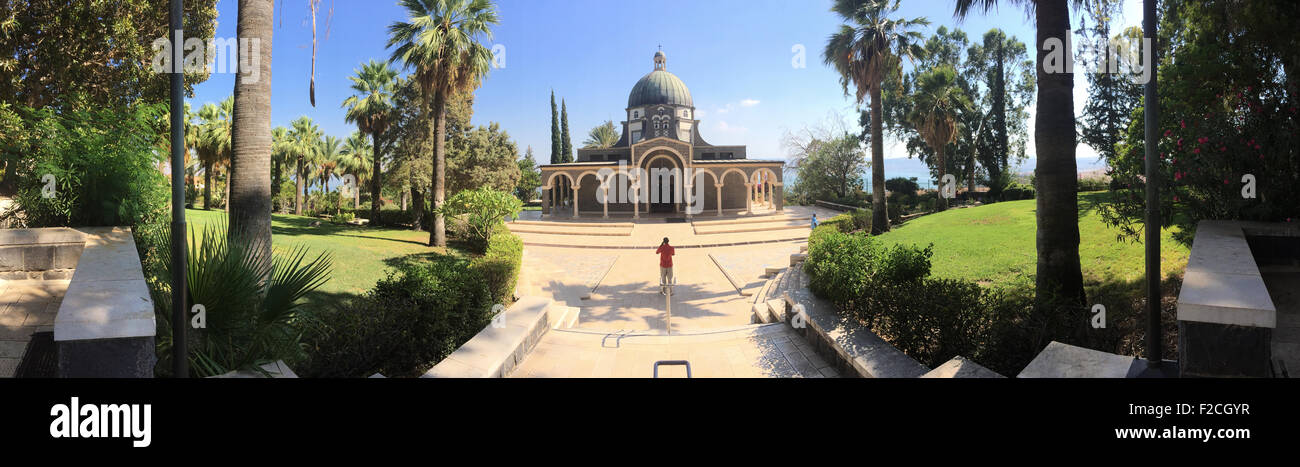 Israele: la Chiesa delle beatitudini, una chiesa cattolica romana situata presso il mare di Galilea vicino a Tabgha e Cafarnao, sul Monte delle Beatitudini Foto Stock