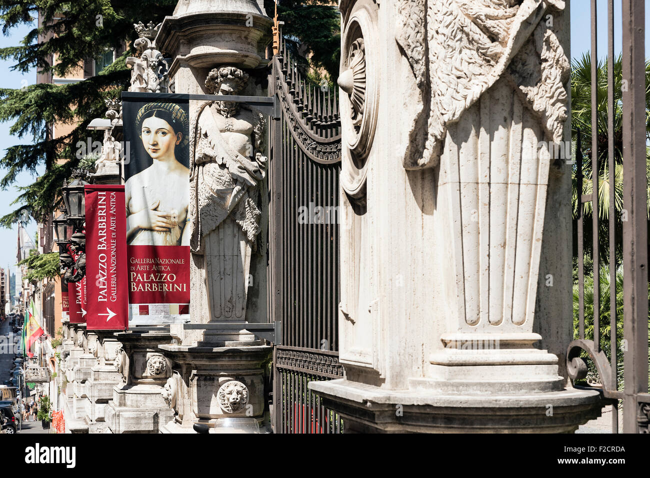 Porta alla Galleria Nazionale d'Arte Antica in Palazzo Barberini di Roma, Italia Foto Stock