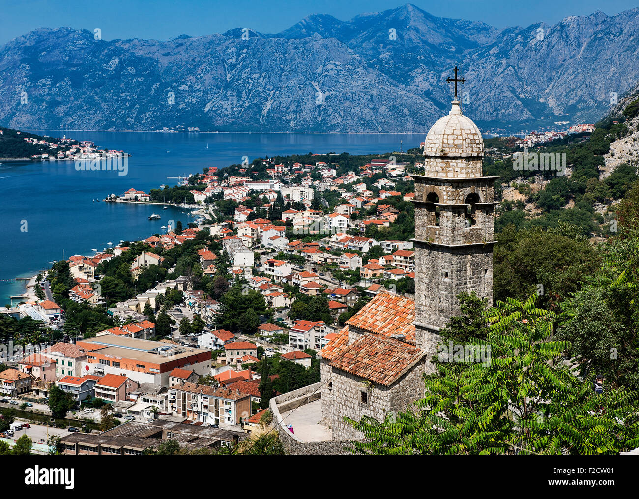 Vista panoramica di Kotor e bay, Montenegro Foto Stock
