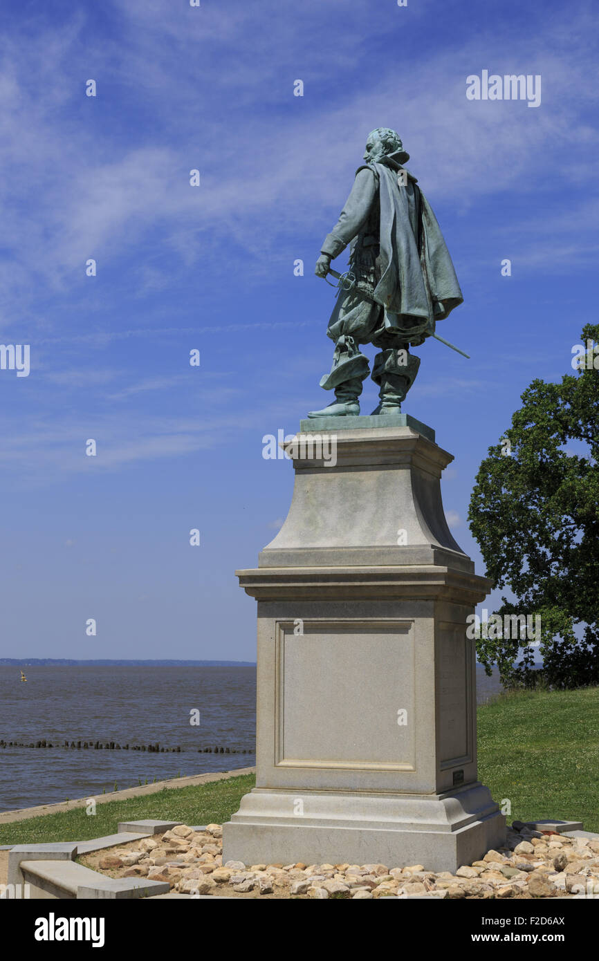 Statua del capitano John Smith nato circa 1580 a Jamestown Settlement Virginia STATI UNITI D'AMERICA Foto Stock