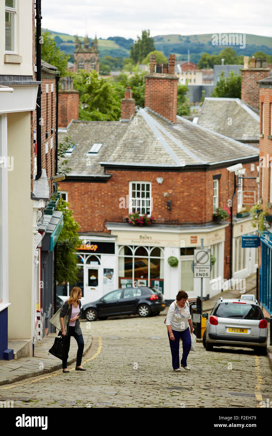 Church Street precedentemente Churchwallgate a Macclesfield, Cheshire Regno Unito Regno Unito Gran Bretagna British Regno Unito Europa Unione Foto Stock