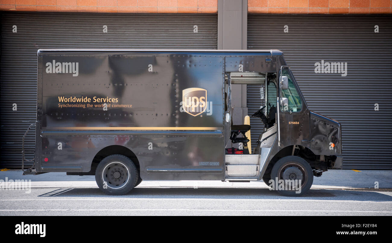 Un UPS carrello in Manhattan a New York venerdì, 11 settembre 2015. (© Richard B. Levine) Foto Stock
