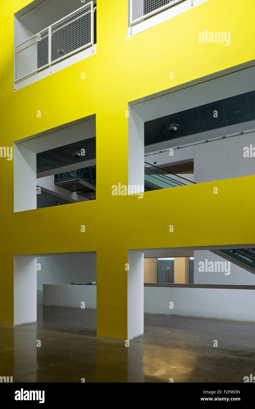 Dettaglio della parete interna. Museu del Disseny de Barcelona, Barcelona, Spagna. Architetto: MBM Arquitectes, 2013. Foto Stock