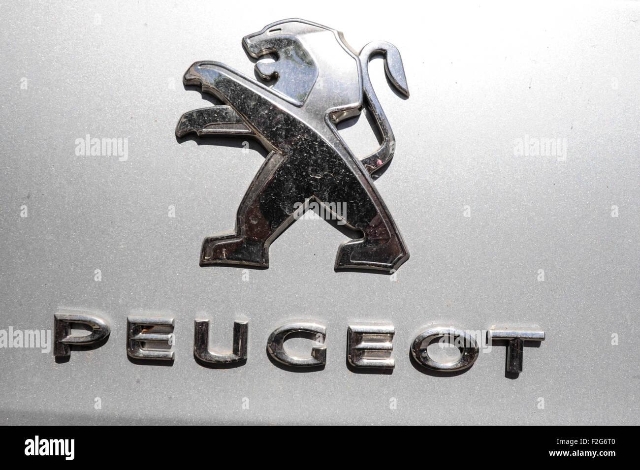 Automobile Peugeot - automóvil Peugeot Foto Stock