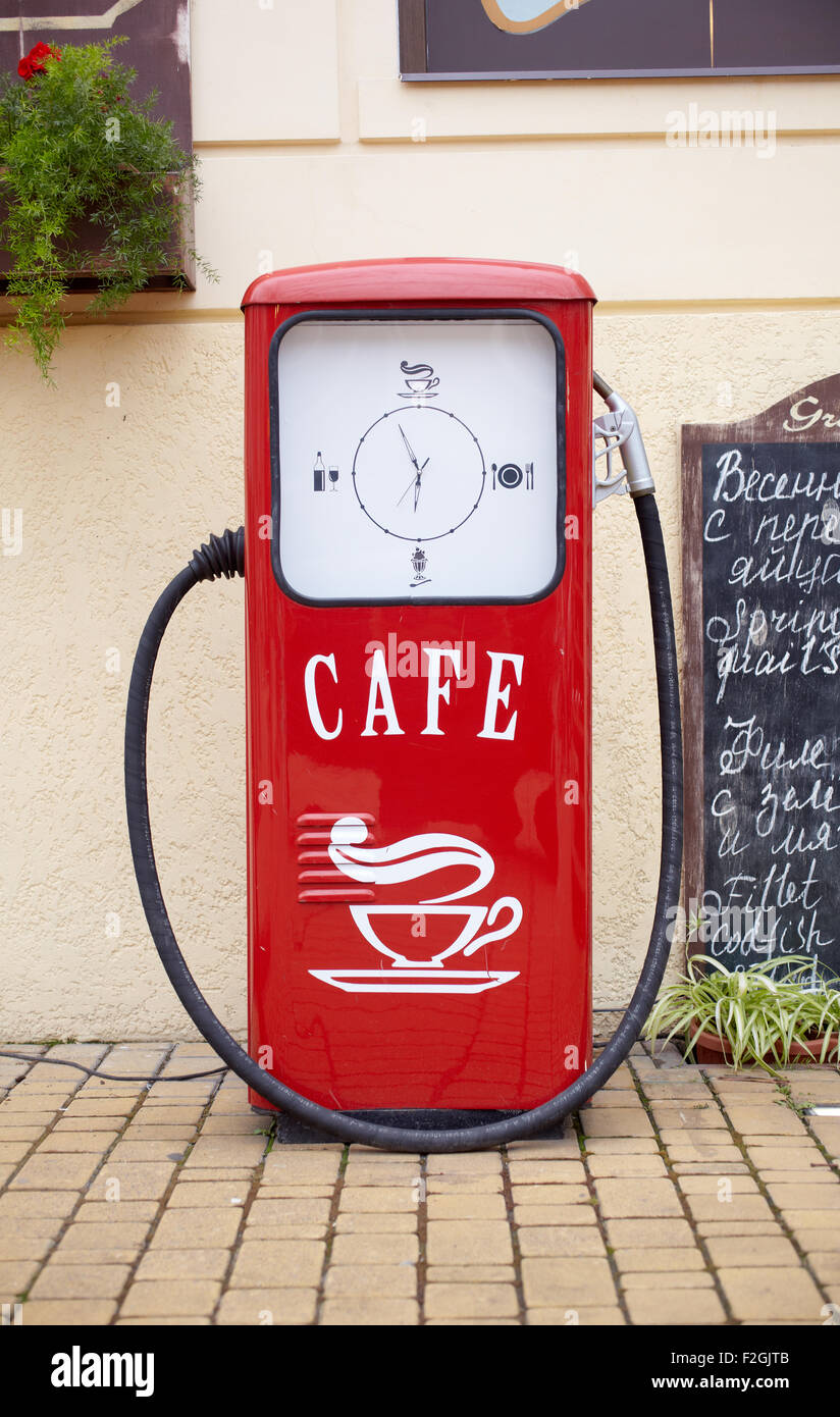 Foto di un rosso della pompa benzina Foto Stock