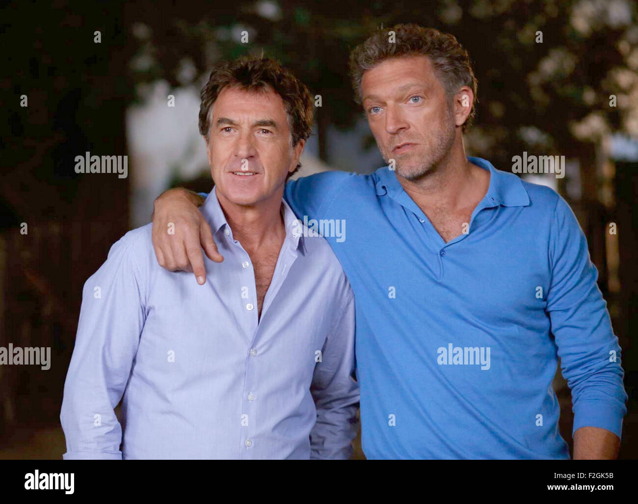 Un momento selvatici 2015 Mars film di distribuzione con Francois Cluzet (a sinistra) e Vincent Cassel Foto Stock