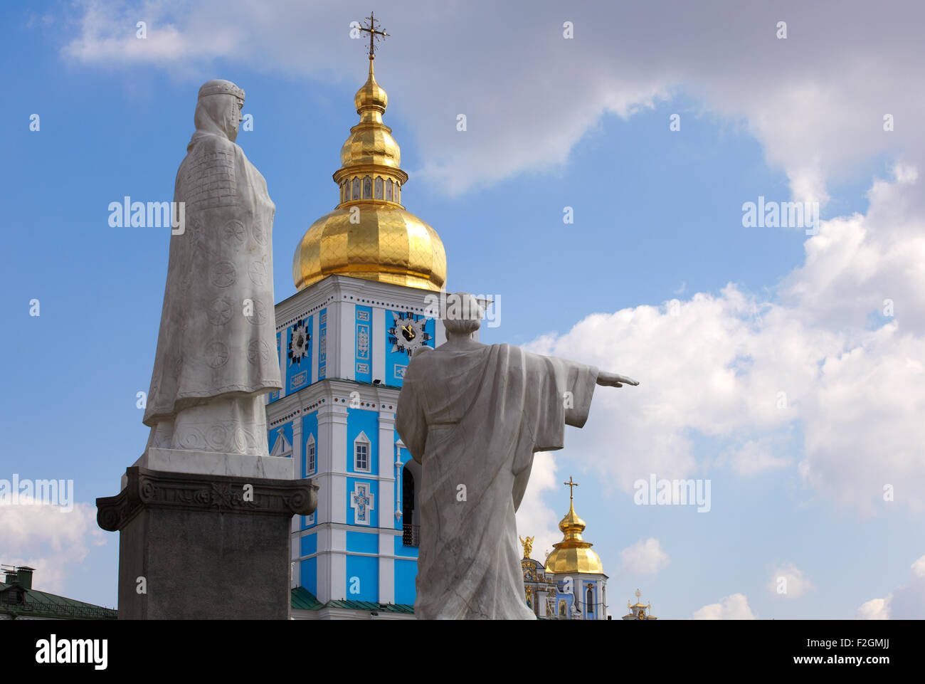 Statua di San Michele, Cattedrale di Kiev - Ucraina Foto Stock