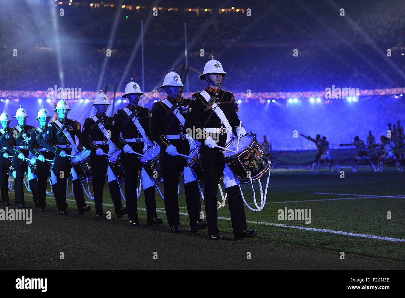 Londra, Regno Unito. 18 Settembre 2015: Il Royal Marines Band durante la cerimonia di apertura della Coppa del Mondo di Rugby 2015 tra Inghilterra e Isole Figi, Twickenham Stadium di Londra, Inghilterra (foto di Rob Munro/CSM) Credito: Cal Sport Media/Alamy Live News Foto Stock