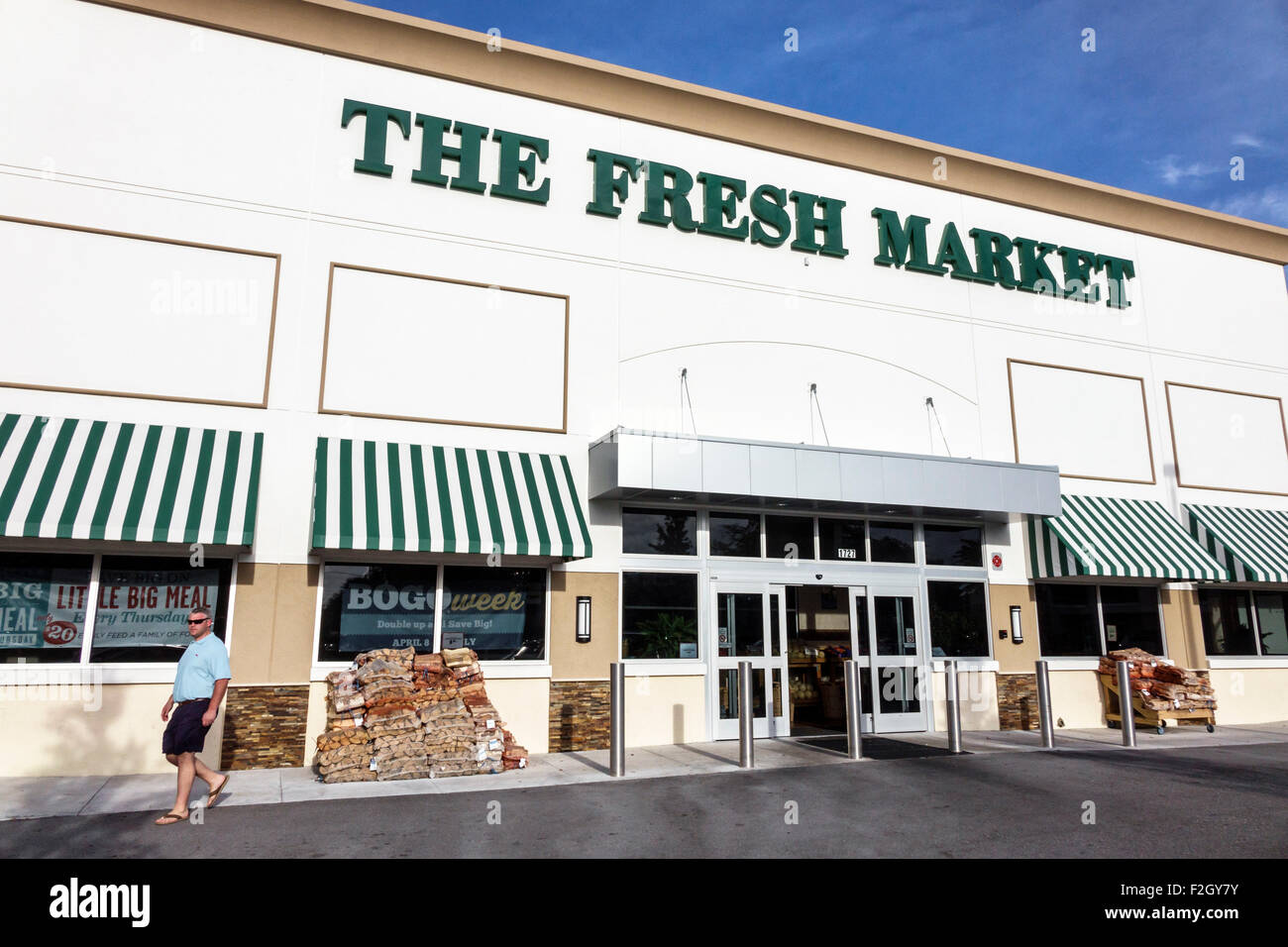 Delray Beach Florida, The Fresh Market, negozio di alimentari, supermercato, cibo, shopping shopper shopping negozi di mercato mercati di mercato di vendita, re Foto Stock