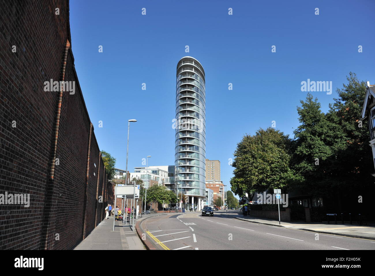 Portsmouth Hampshire REGNO UNITO - Moderno blocco di appartamenti Foto Stock