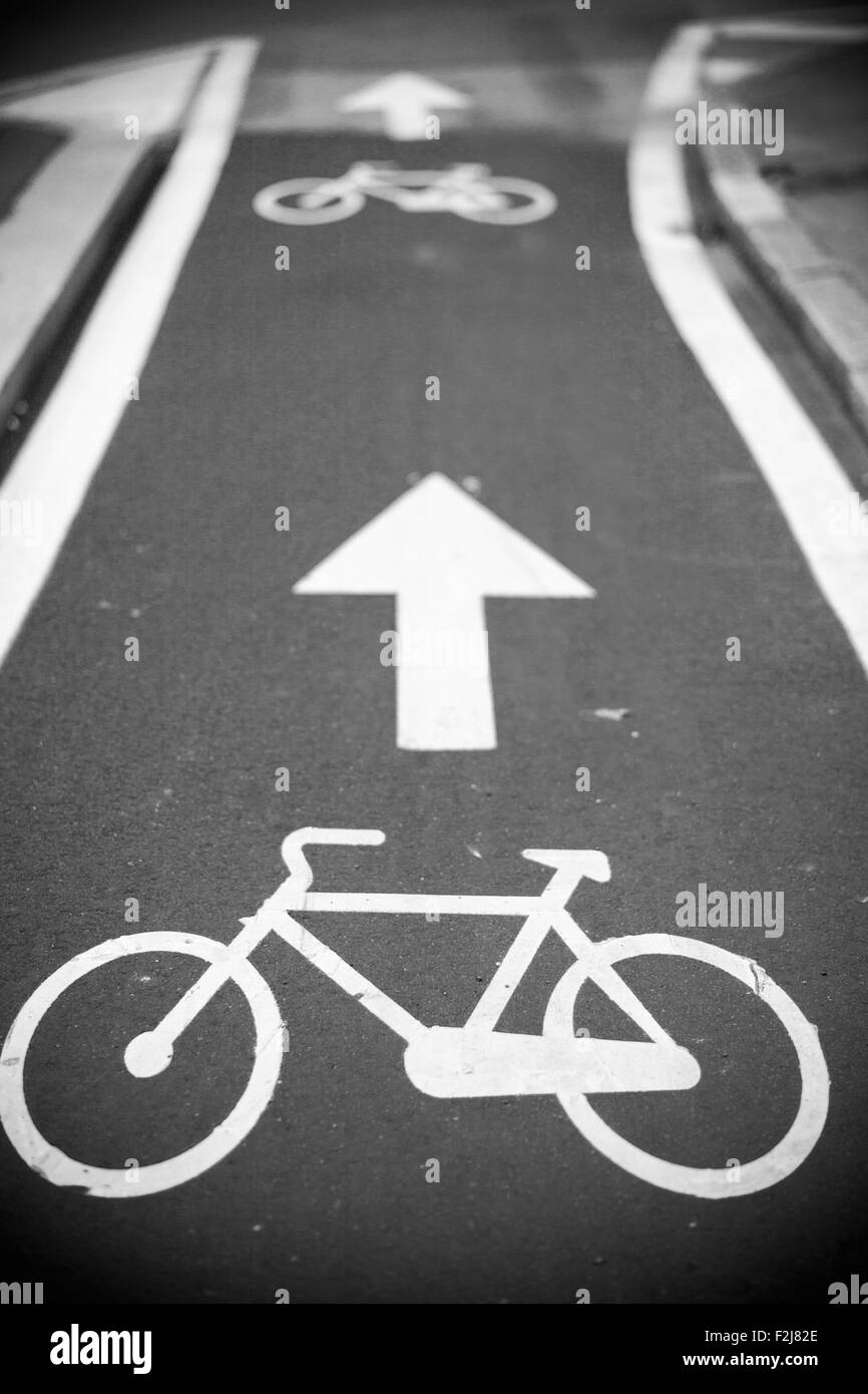 Vista del percorso di biciclette in Milano, Italia Foto Stock