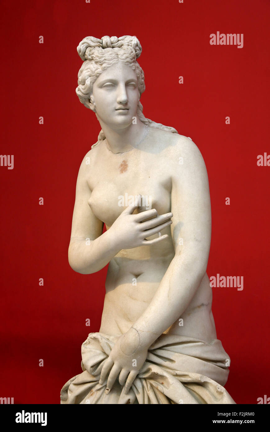 Statua di Afrodite, dea dell'amore nel Museo Archeologico Nazionale di Atene in Grecia. Foto Stock