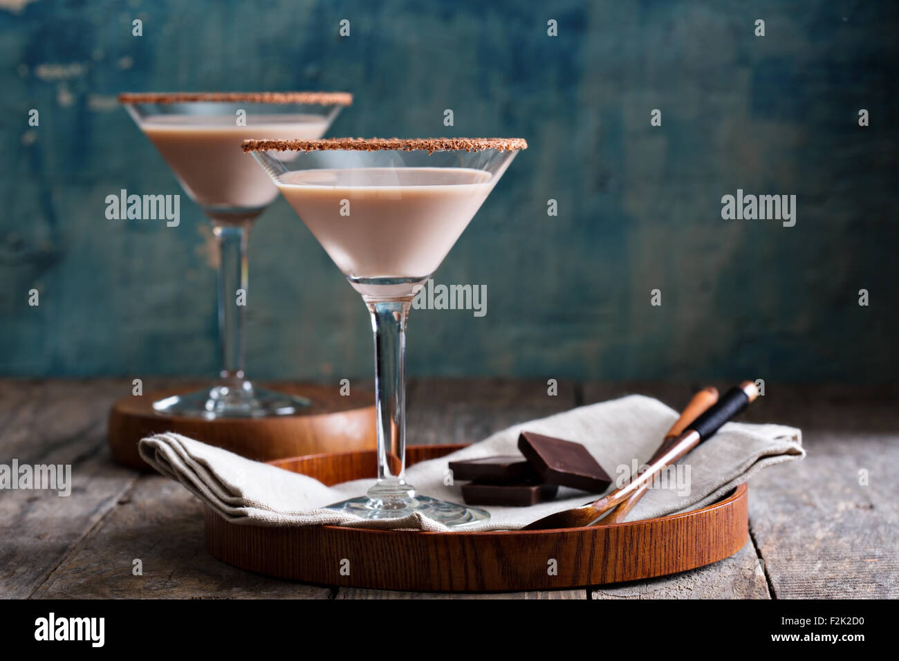 Chocolate Martini cocktail realizzato da cioccolato, panna e vodka Foto Stock