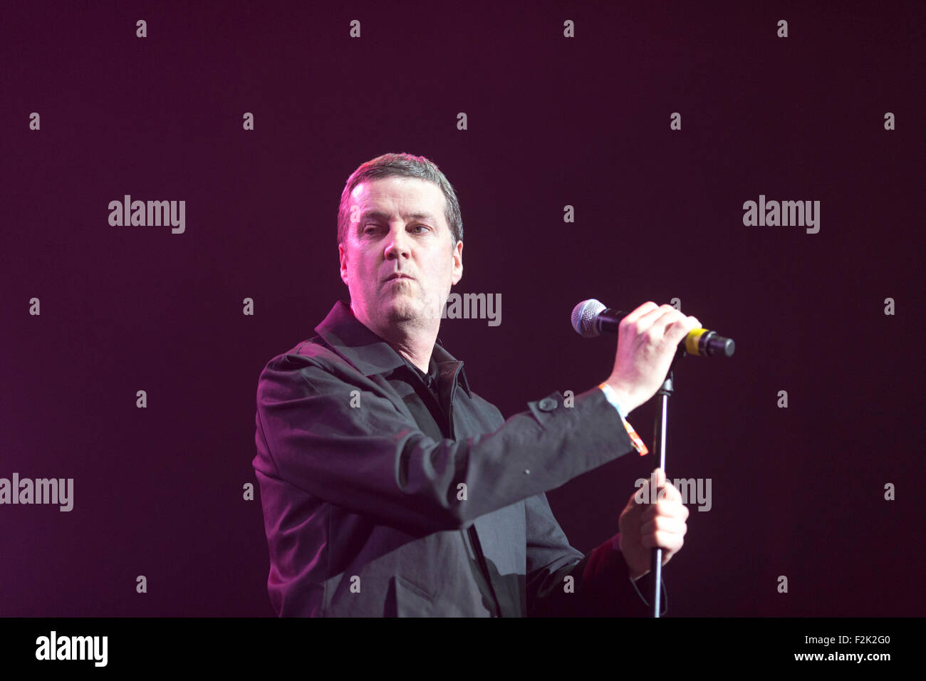 19/9/15 con amore da Liverpool concerto Peter Hooton è il cantante di Liverpool di gruppo basato su l'azienda. Foto Stock