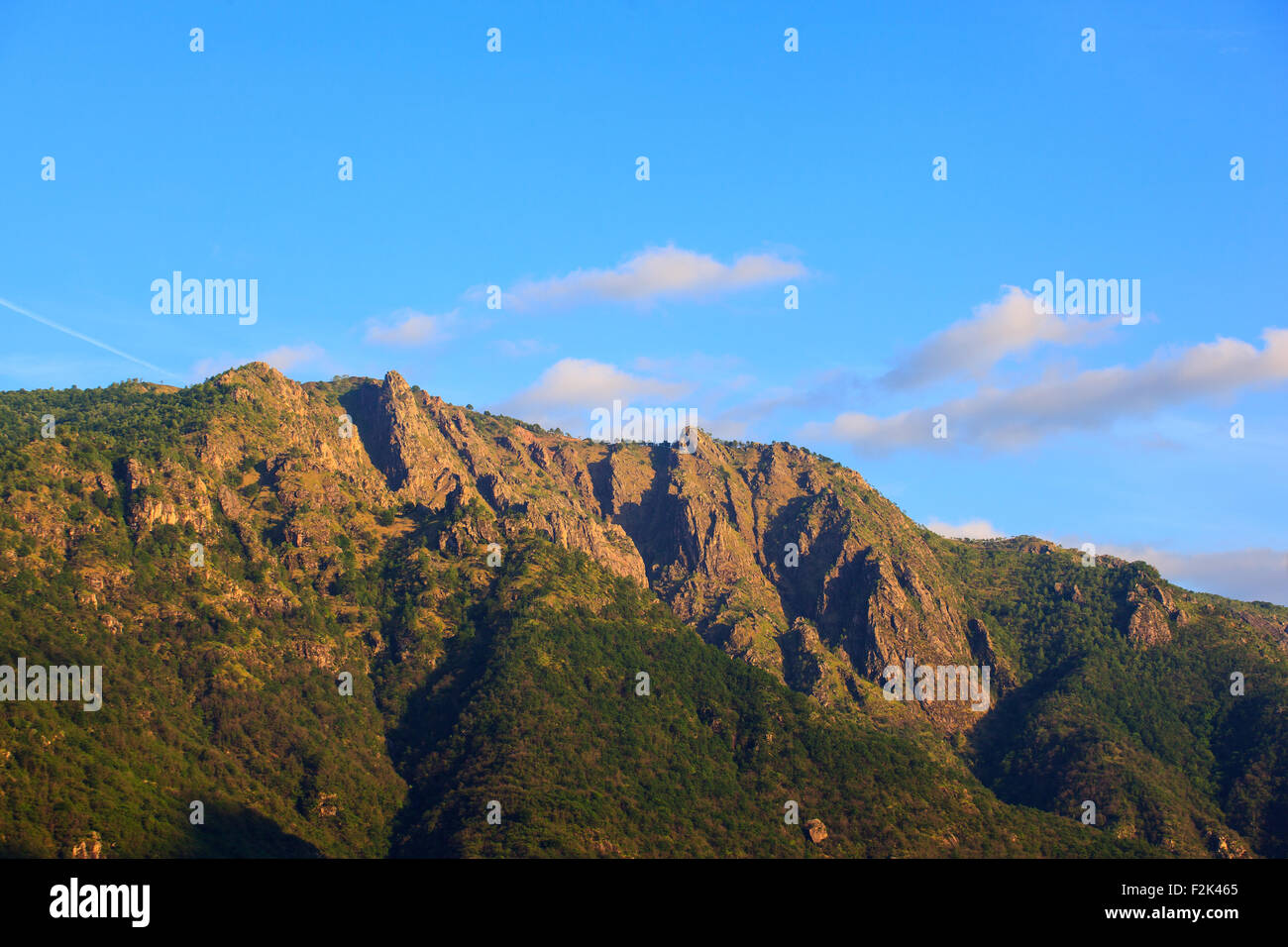 Vista del Mottarone in Italia Foto Stock