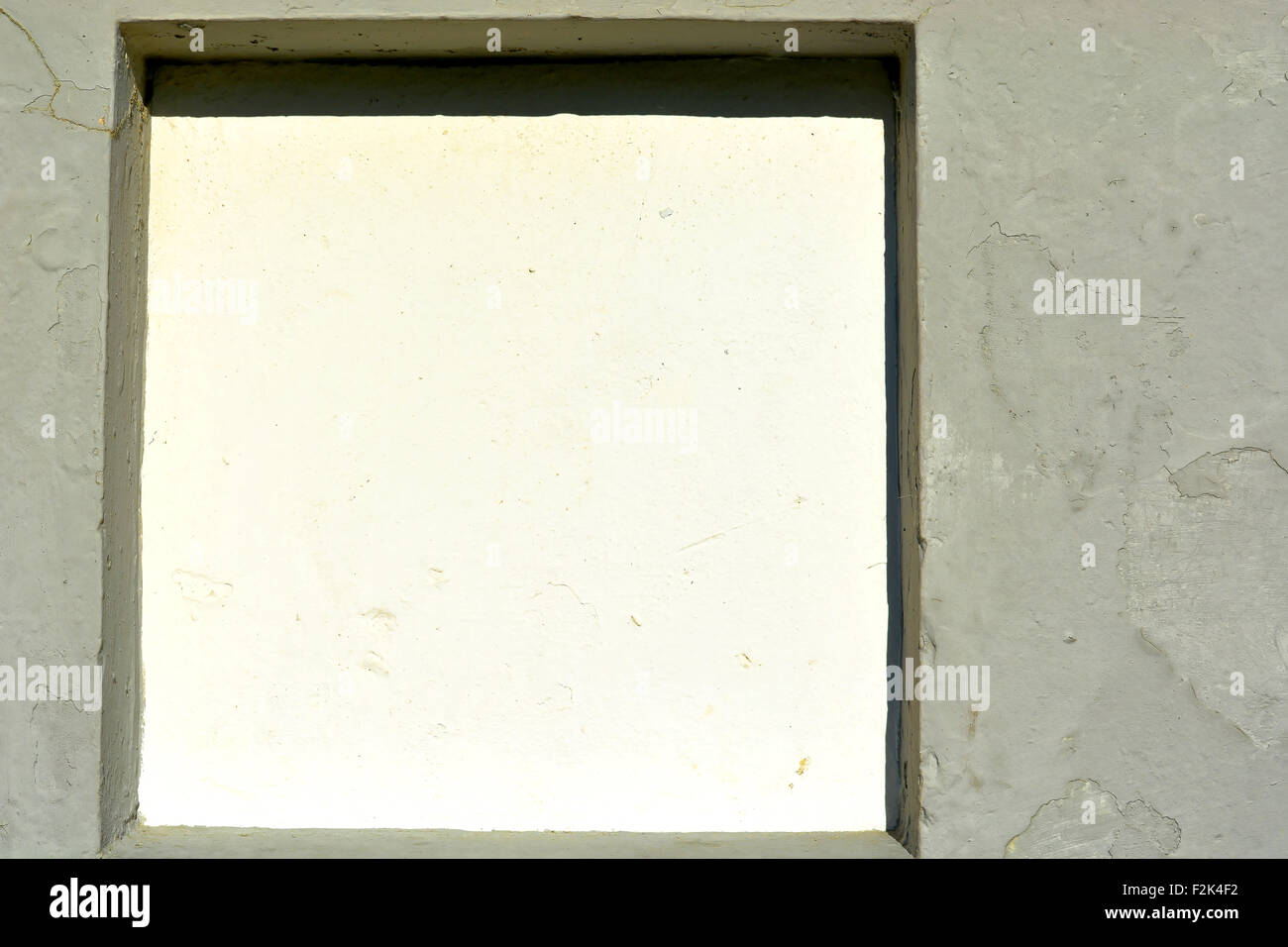 Bianco, Grigio, sqaure, oblunga, rettangolo, monocromatico, snocciolate, vecchio, antico, durante la seconda guerra mondiale, struttura di difesa, Blyth, Northumberland, seasid Foto Stock