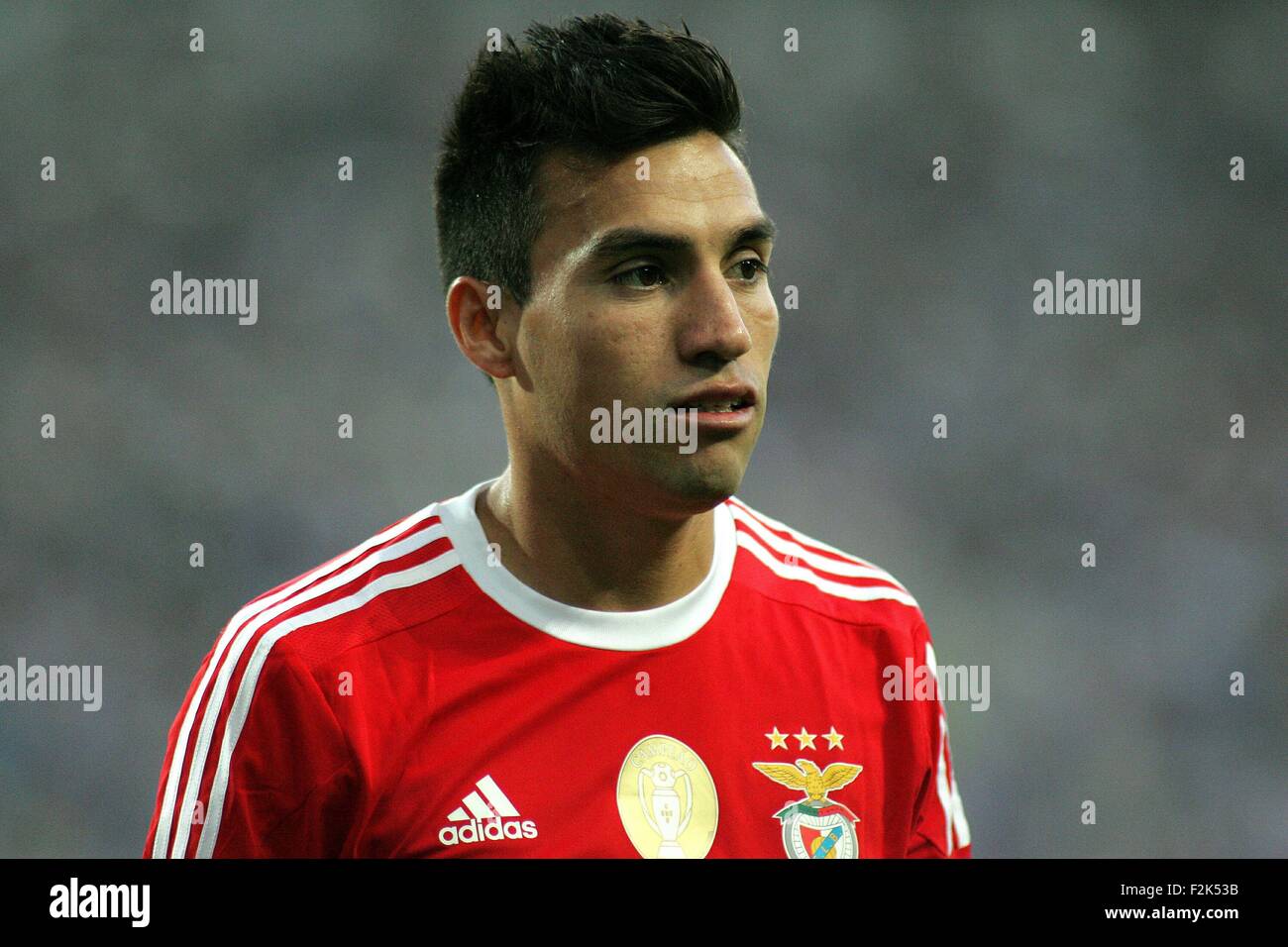 Porto, Portogallo. Xx Settembre, 2015. Nico Gaitan (SL Benfica) in azione durante il portoghese Soccer League tra il Futebol Clube do Porto e lo Sport Lisboa e Benfica al Estadio do Dragao di Oporto, OPO. Helder Sousa/CSM/Alamy Live News Foto Stock