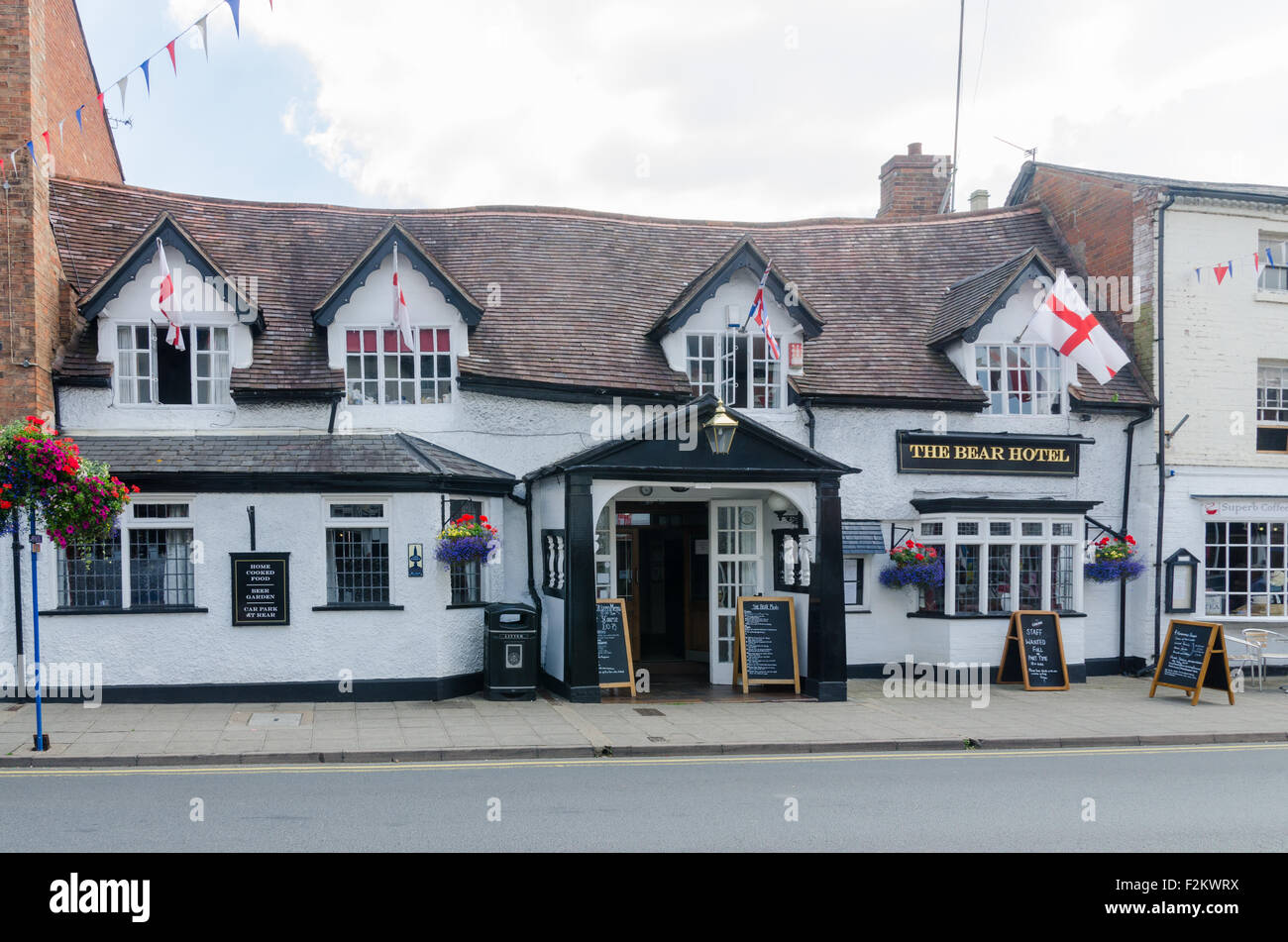 The Bear Hotel public house di Alcester, Warwickshire Foto Stock