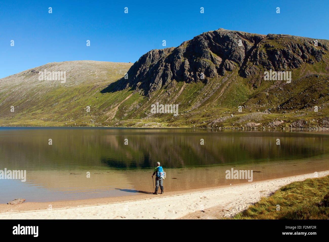Loch Avon e Stacan Dubha, Loch Avon bacino, Cairngorm National Park, Badenoch & Speyside Foto Stock