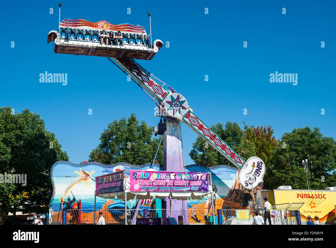 Per Sinbad carnevale-ride di tipo ad una fiera. Foto Stock