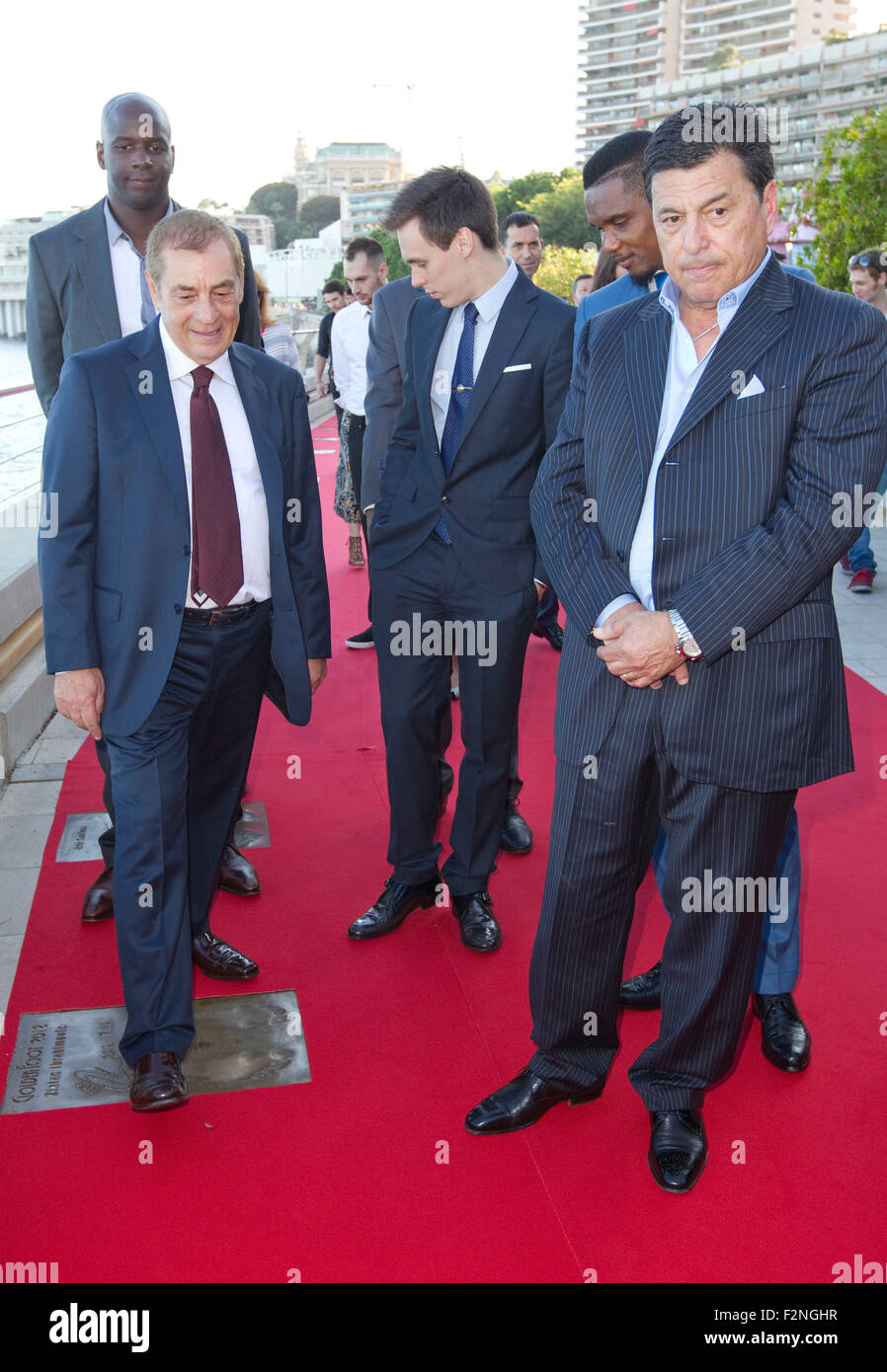 Il Principato di Monaco, Settembre 21, 2015: Louis Ducruet (primo figlio della Principessa Stephanie di Monaco) al calcio Goldenfoot premi insieme con il Goldenfoot vincitore 2015, Samuel Eto o/picture alliance Foto Stock