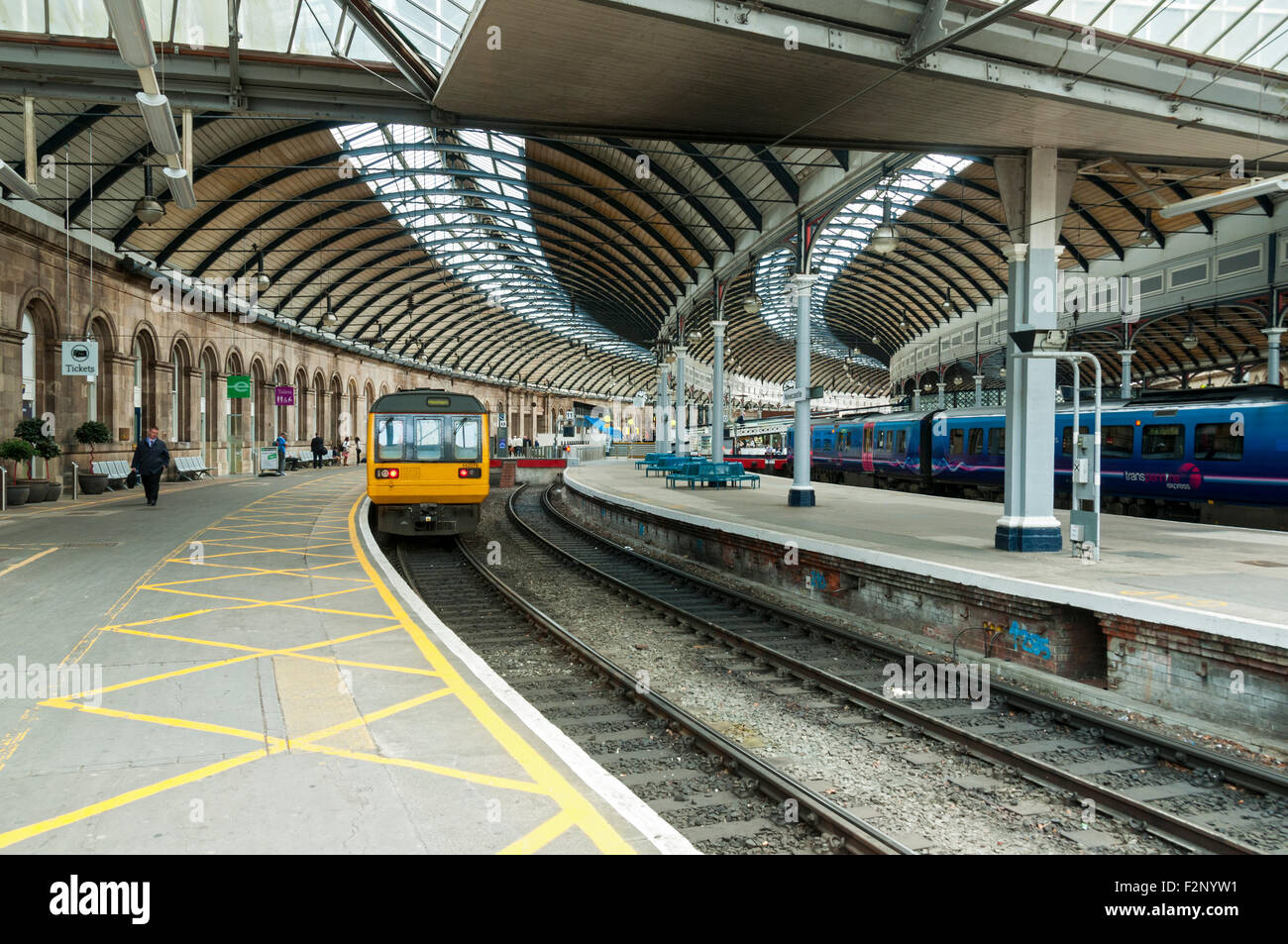 Newcastle stazione ferroviaria, Newcastle upon Tyne, Tyne and Wear, England, Regno Unito Foto Stock