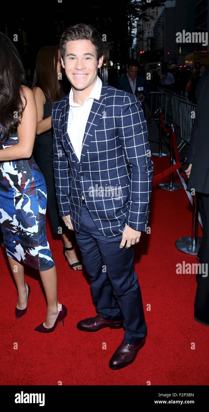 New York, NY, STATI UNITI D'AMERICA. Xxi Sep, 2015. Alex Sharp presso gli arrivi per il tirocinante Premiere, Ziegfeld Theatre di New York, NY, 21 settembre 2015. Credito: Andres Otero/Everett raccolta/Alamy Live News Foto Stock